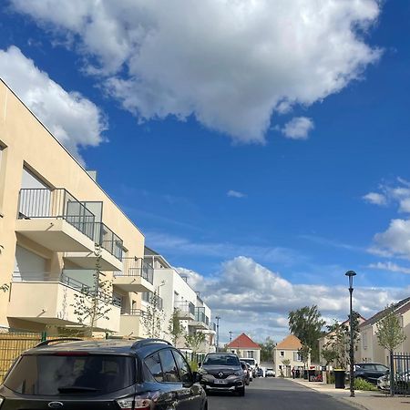 T2 Neuf, Proche Paris & Disneyland Ozoir-la-Ferrière Kültér fotó
